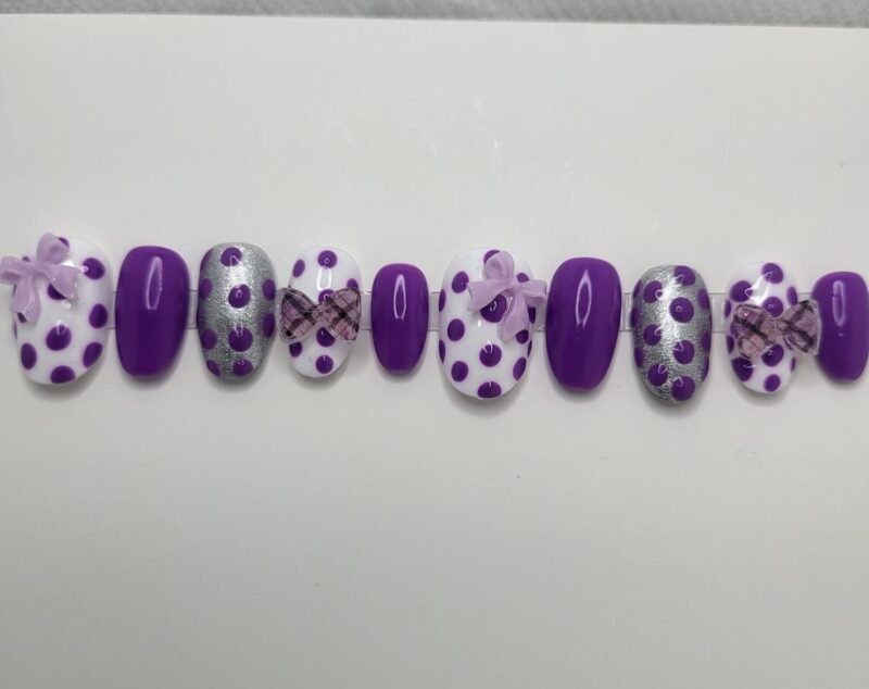 plum & polka dot