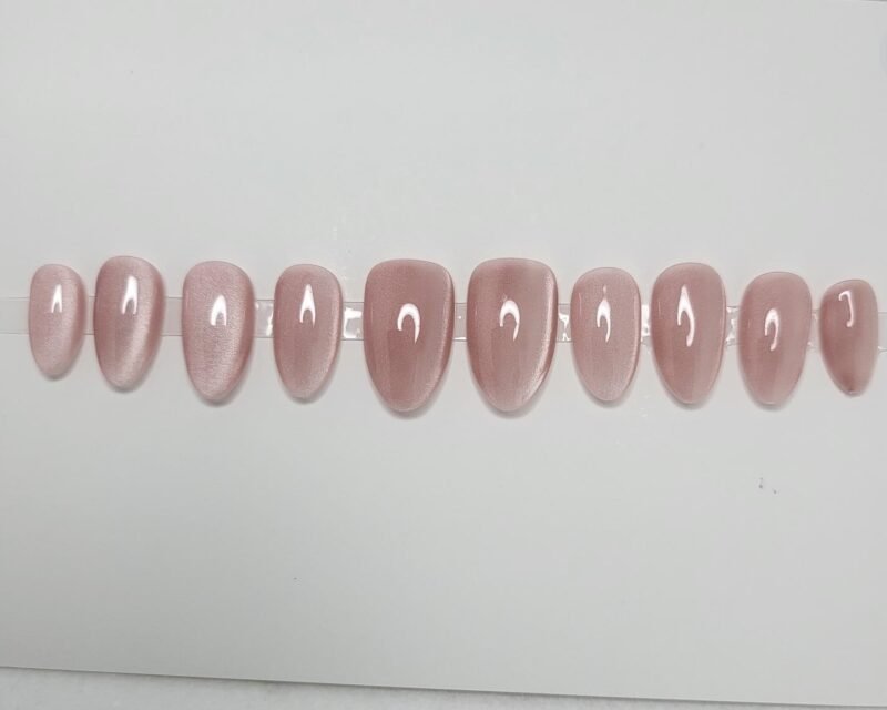 blush cat eye