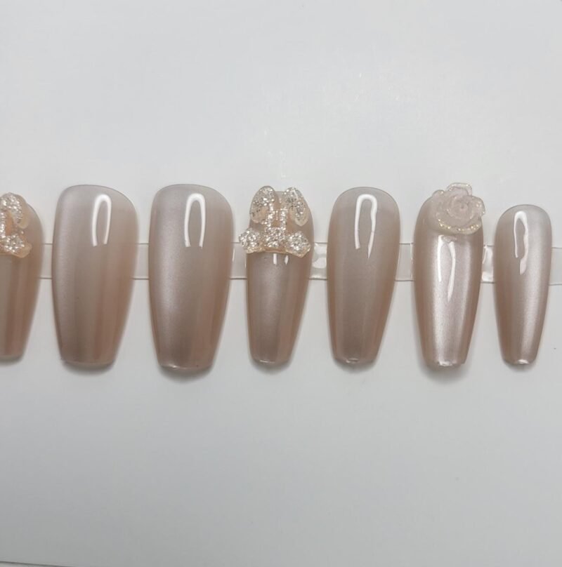 blush & noir love